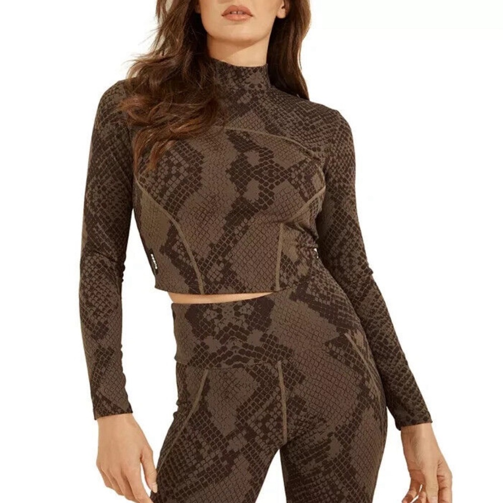 GUESS Mock Neck Erin Crop top (XS)
